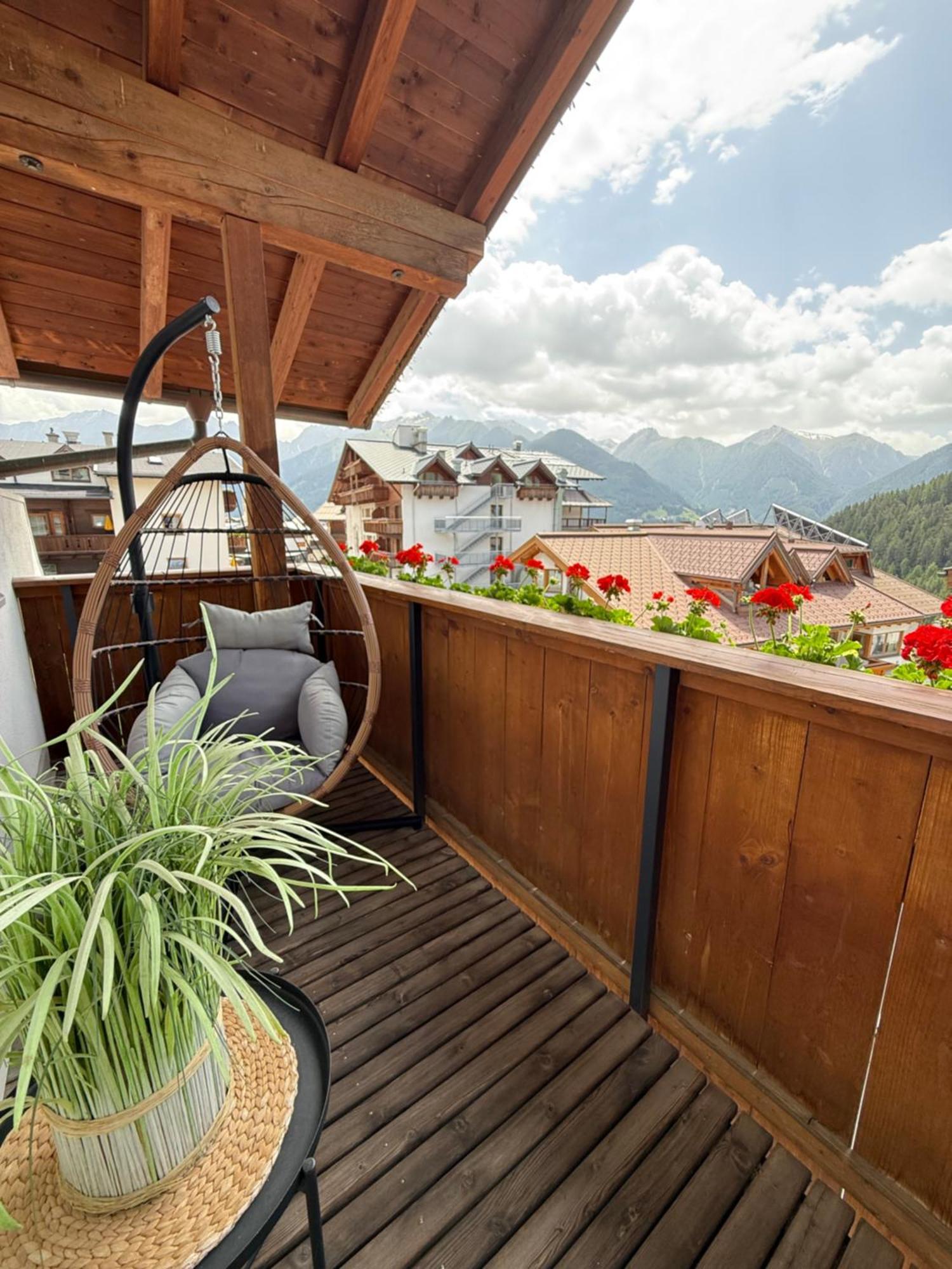 Aparthotel Universo