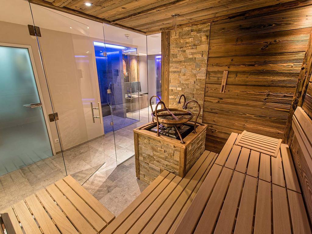 Aparthotel Universo 3*