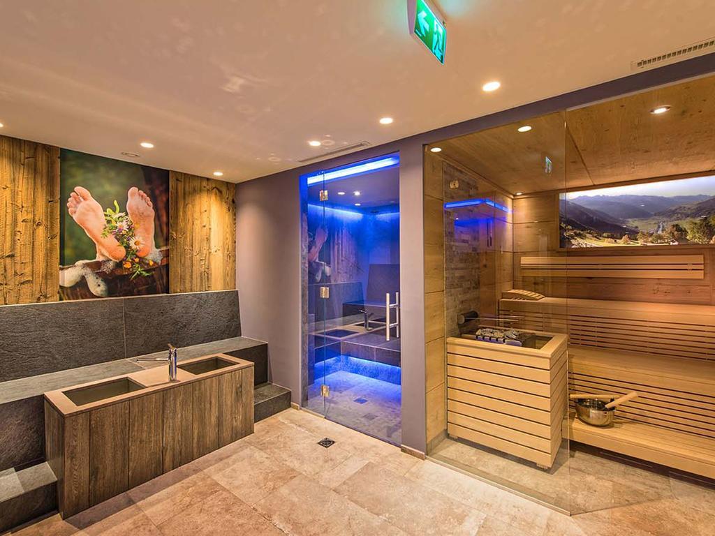 Aparthotel Universo 3*