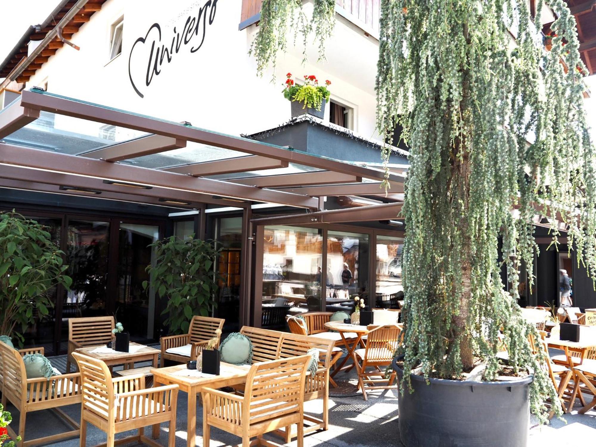 Apartahotel Universo 3*